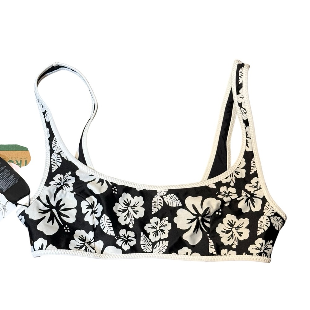 VOLCOM reversible Black and White Floral Bikini top coco scoop size SMALL - Picture 3 of 16